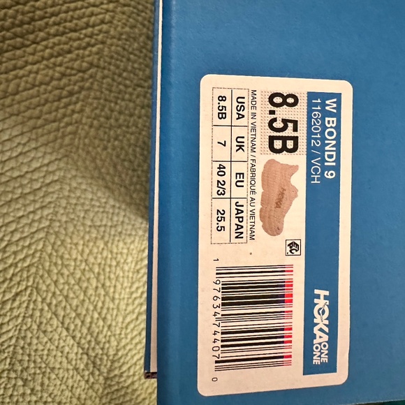 NIB Hoka Women’s Bondi 9, size 8.5 - Picture 6 of 7